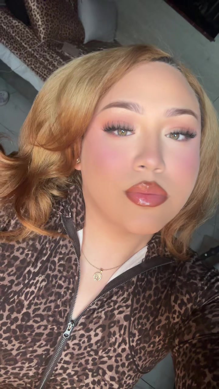 @certifiedlovergirl