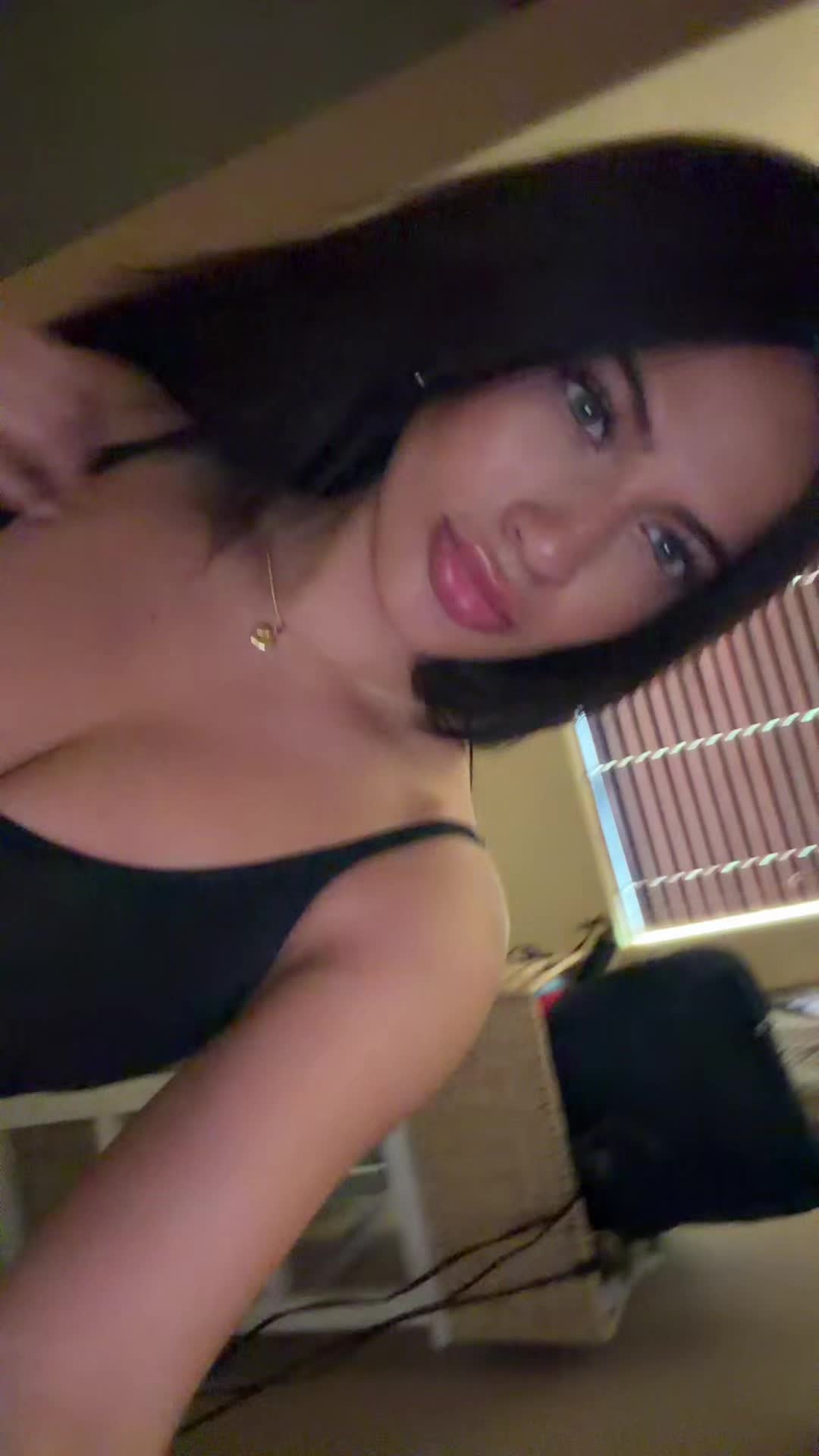 @Annika🍒