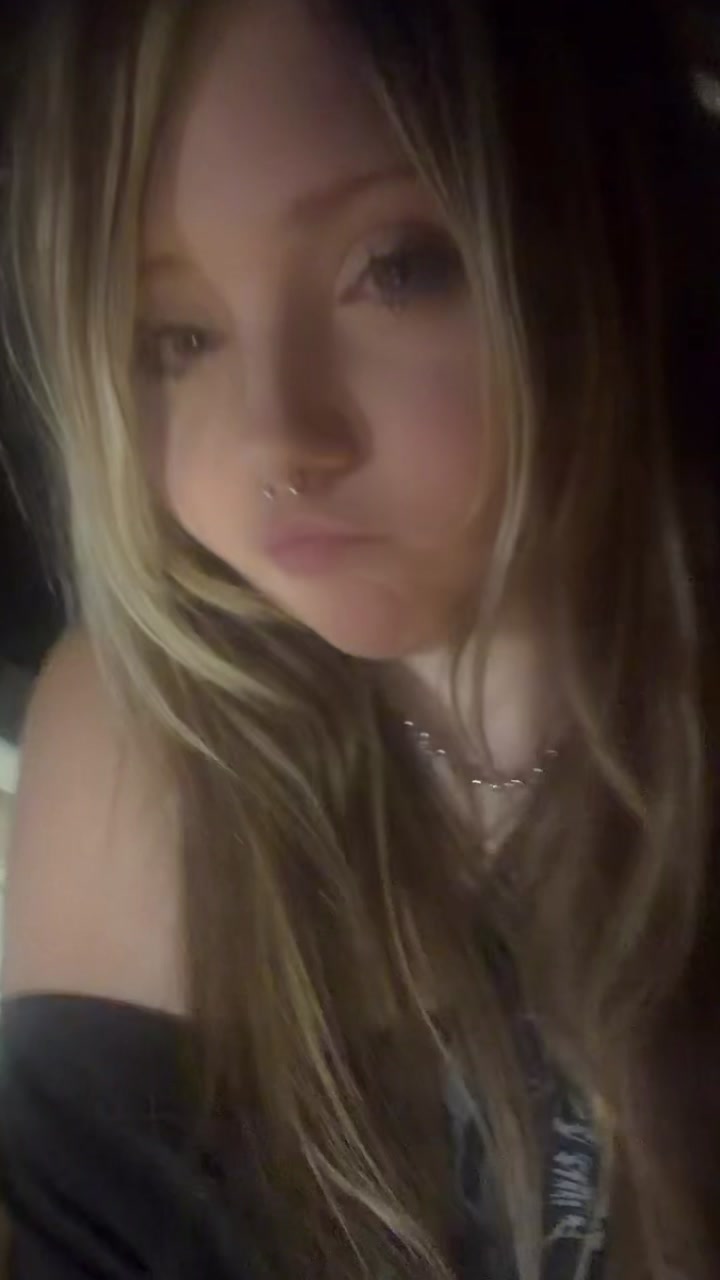 @roxi