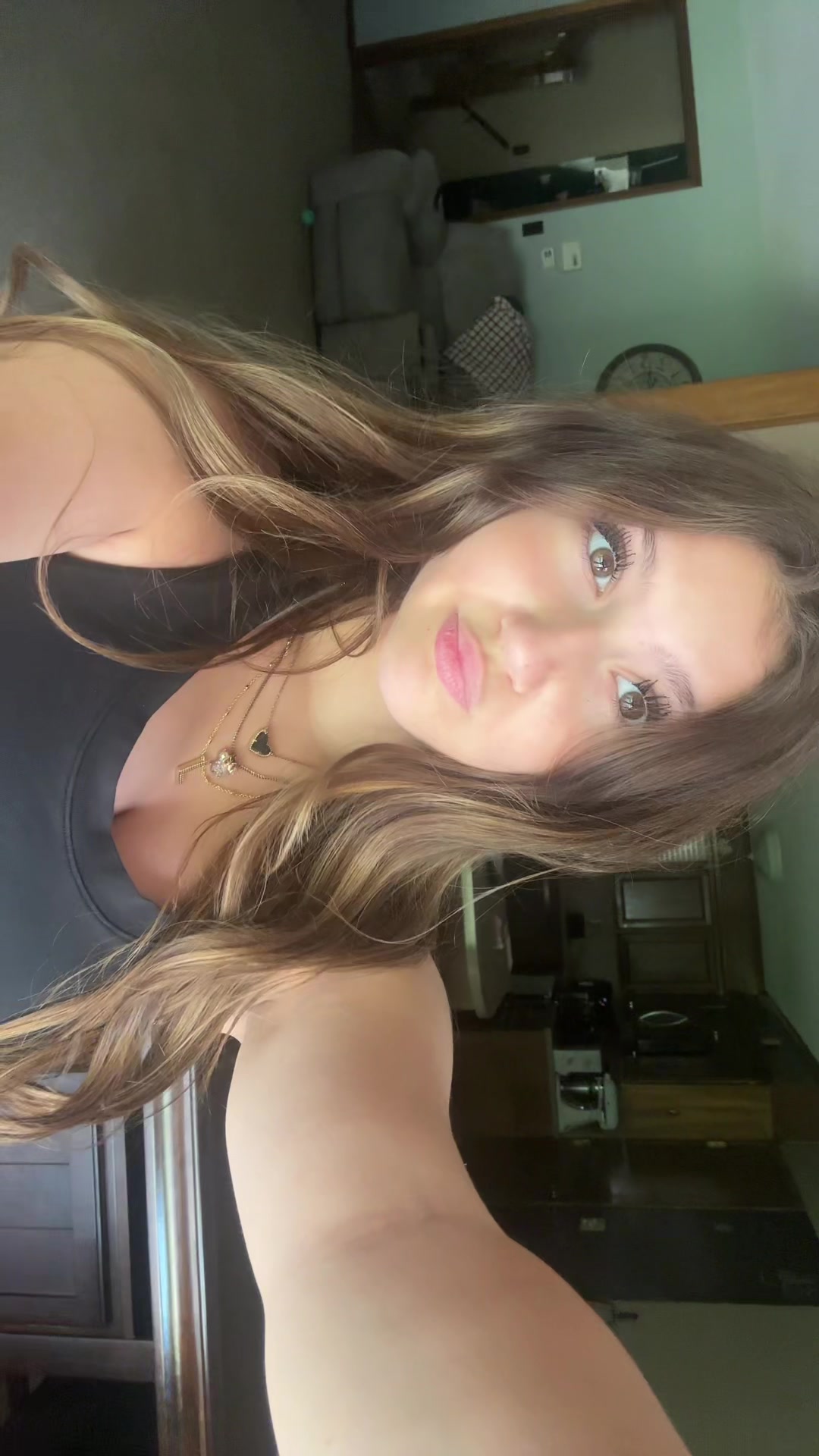 @laceylynn