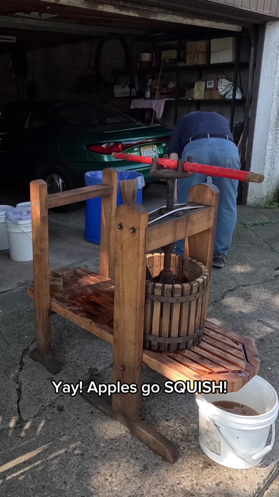 @applewhacker