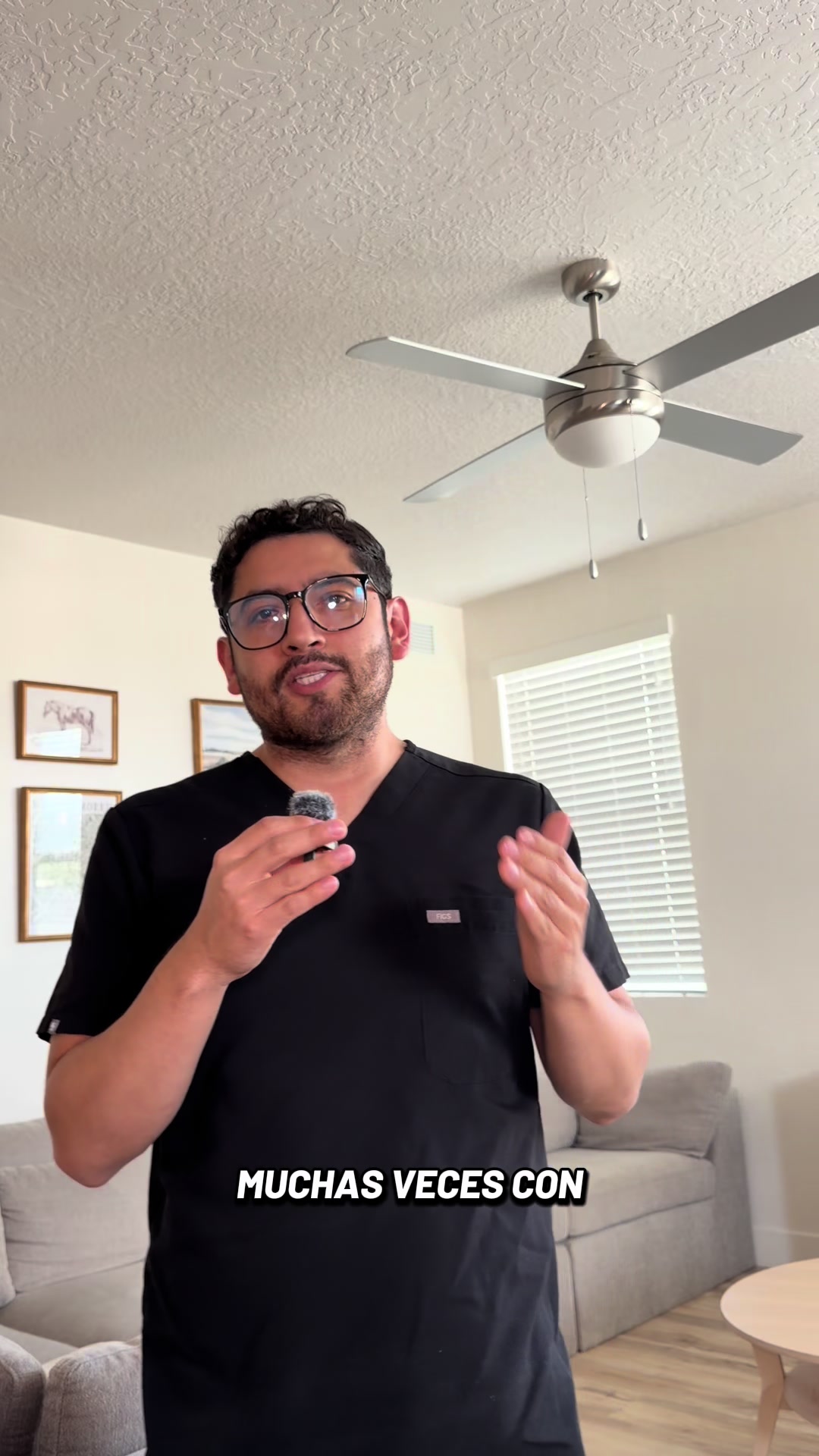 @Latino MD / Dr. Javier Munoz