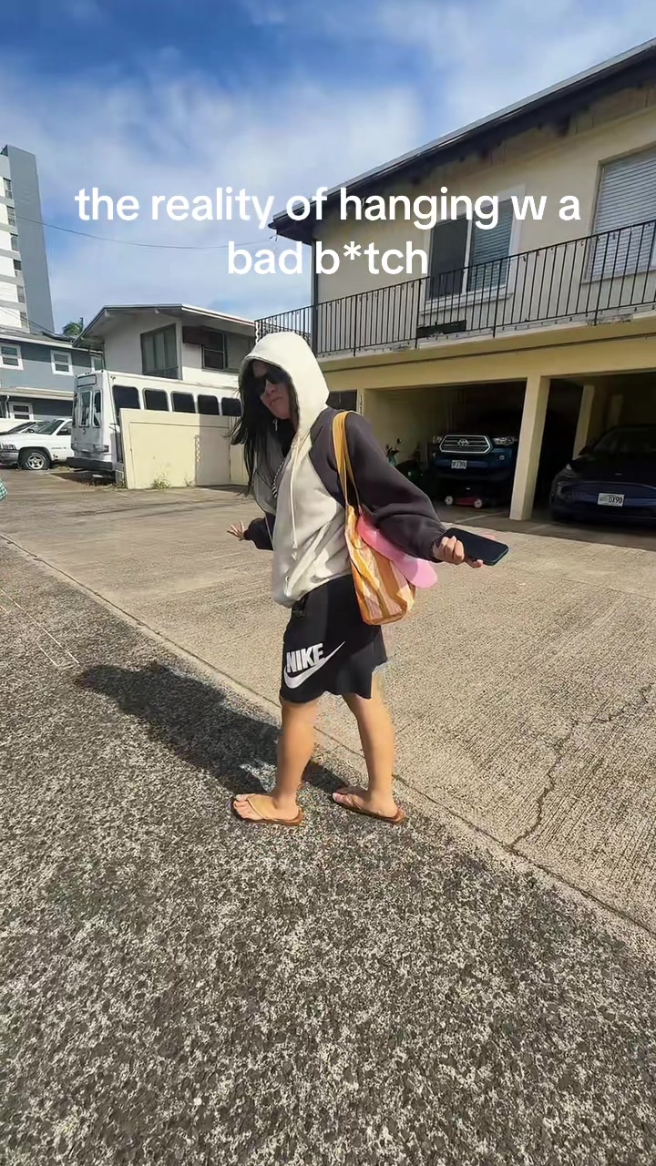 @bella