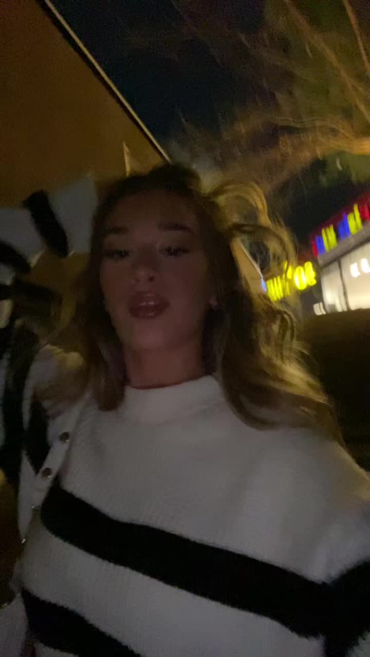 @𝒳𝒽
