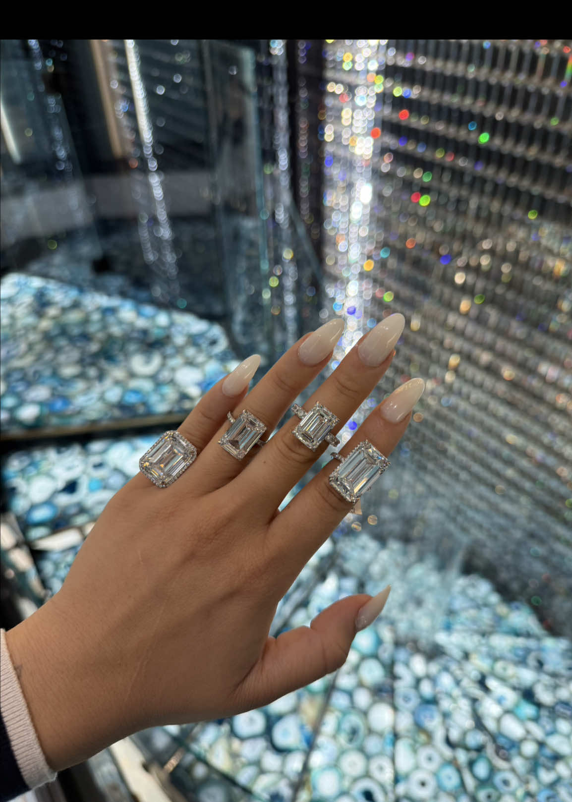 @Victoria Pristine💎