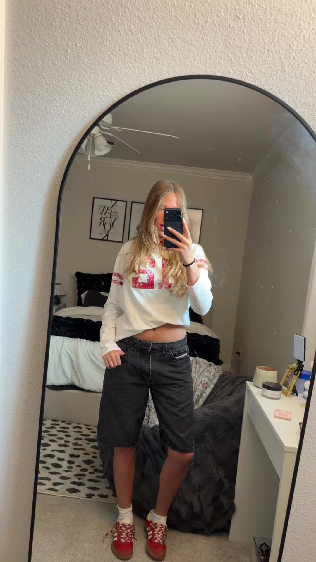@anna