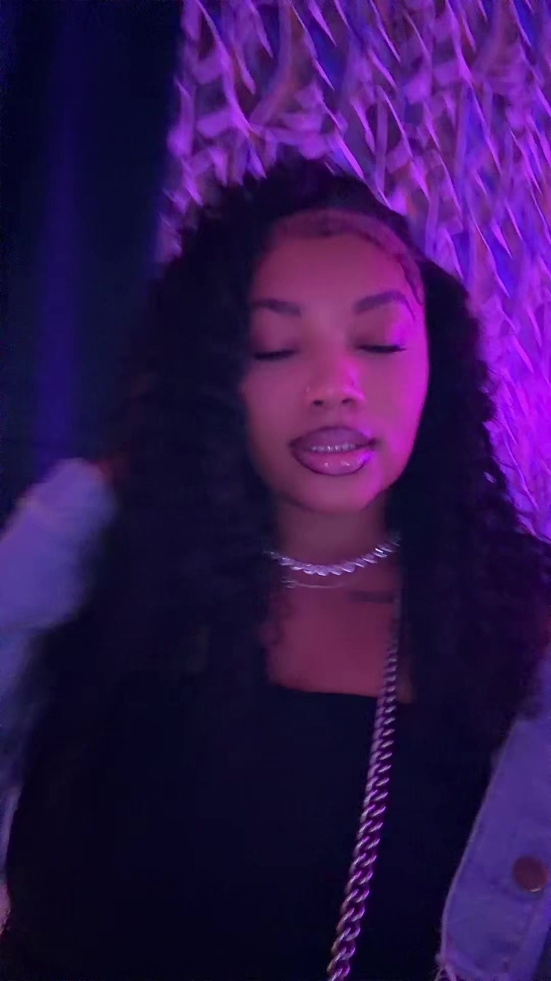 @monique