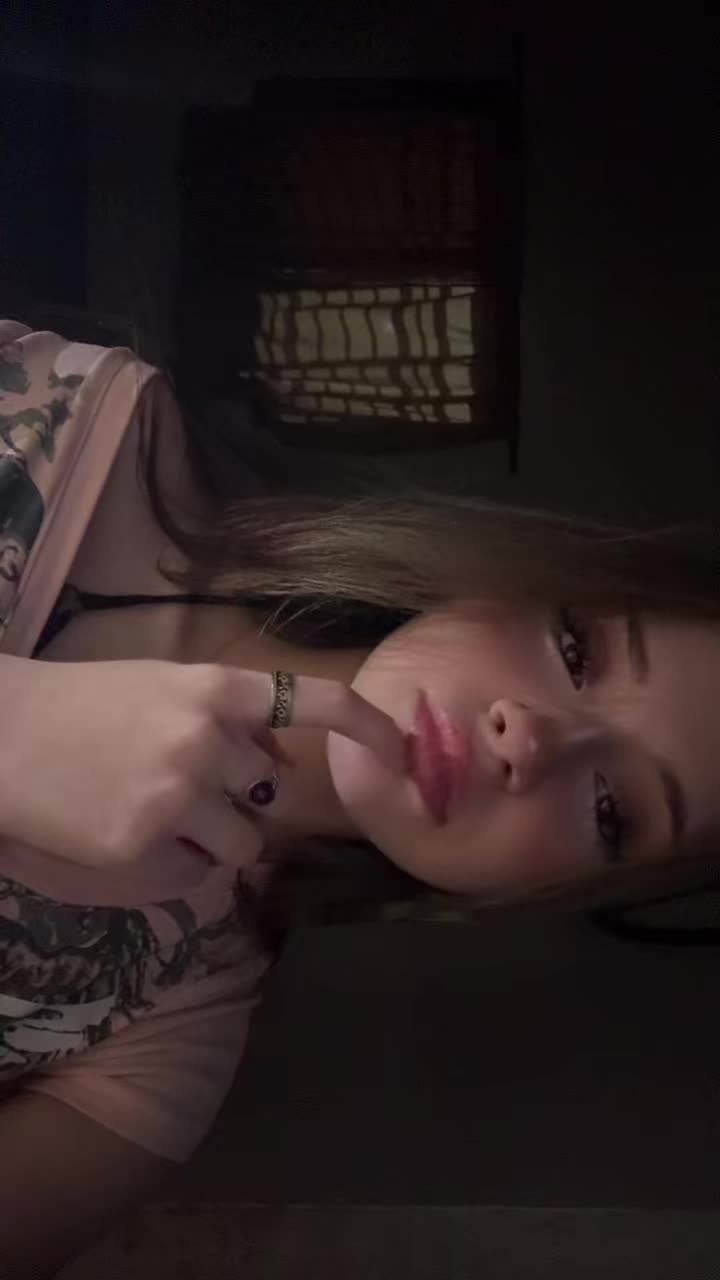 @𝐌𝐚𝐫𝐨:☆