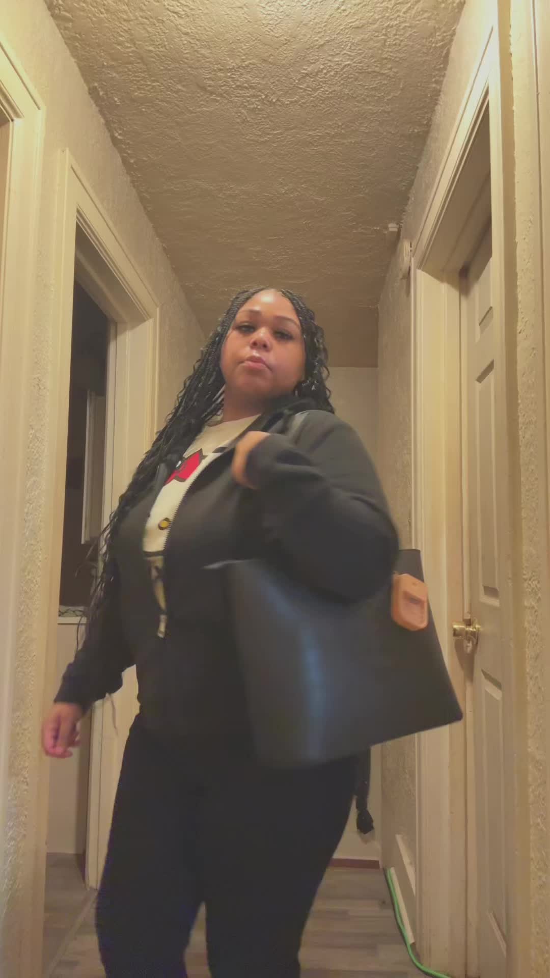 @Officialzyla