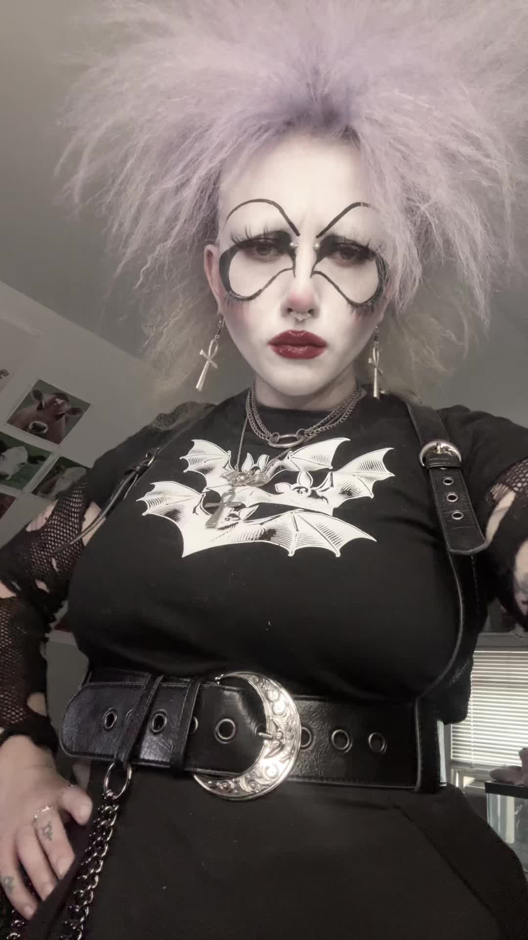 @dollygoth666