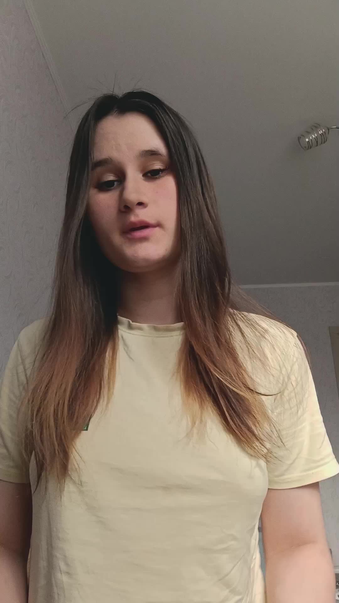 @elliskas20