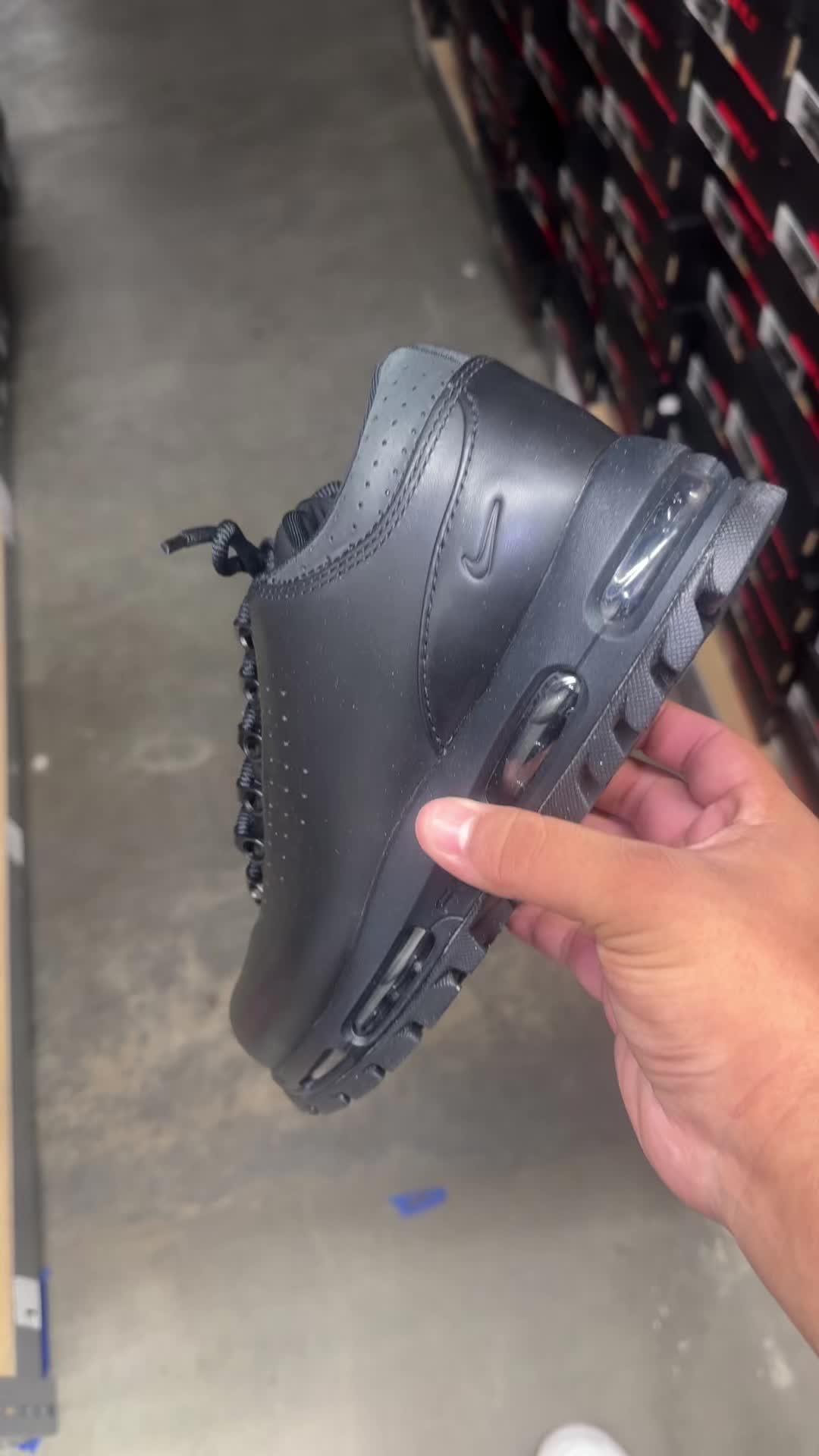 @Trending Sneakers