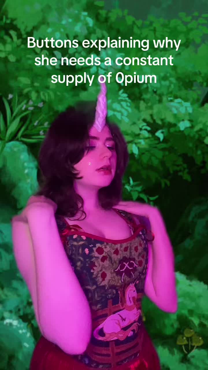 @BeccaVoid