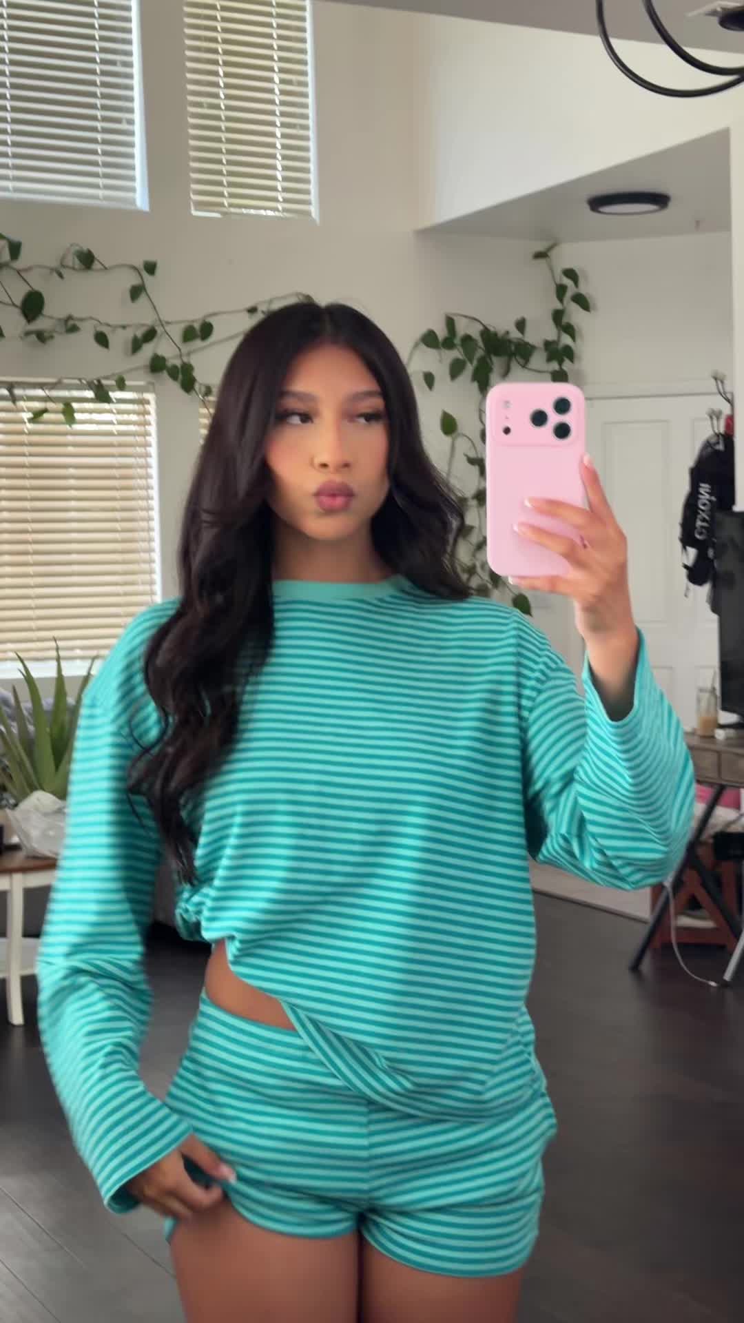 @𝒿𝒶𝓏𝓁𝑒𝓃𝑒𝜗𝜚