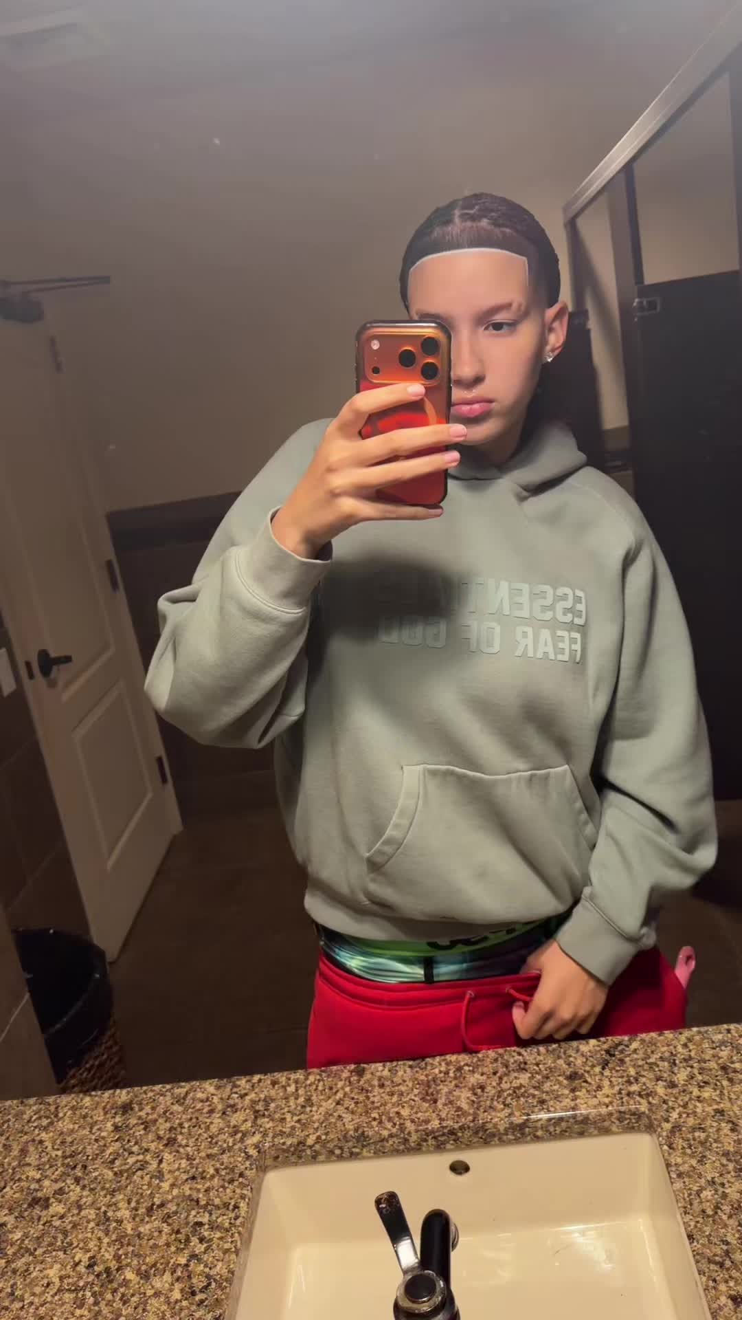 @alanab345