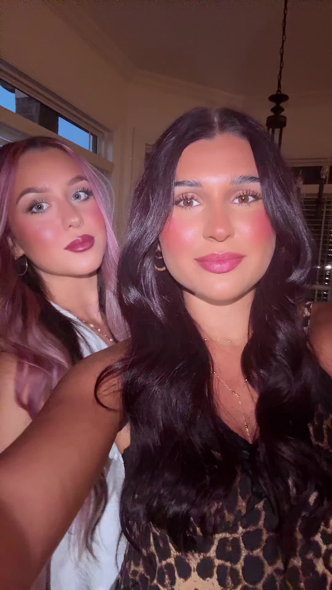 @anela
