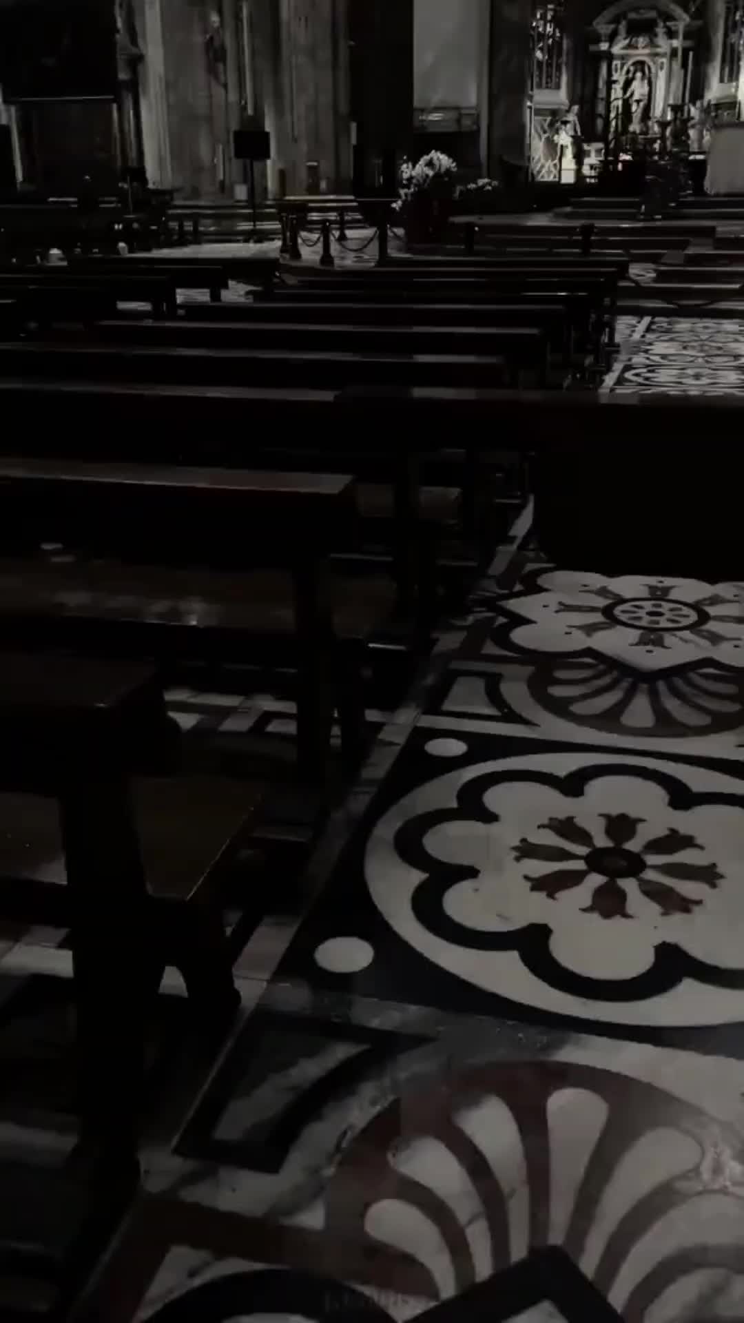 @⛧