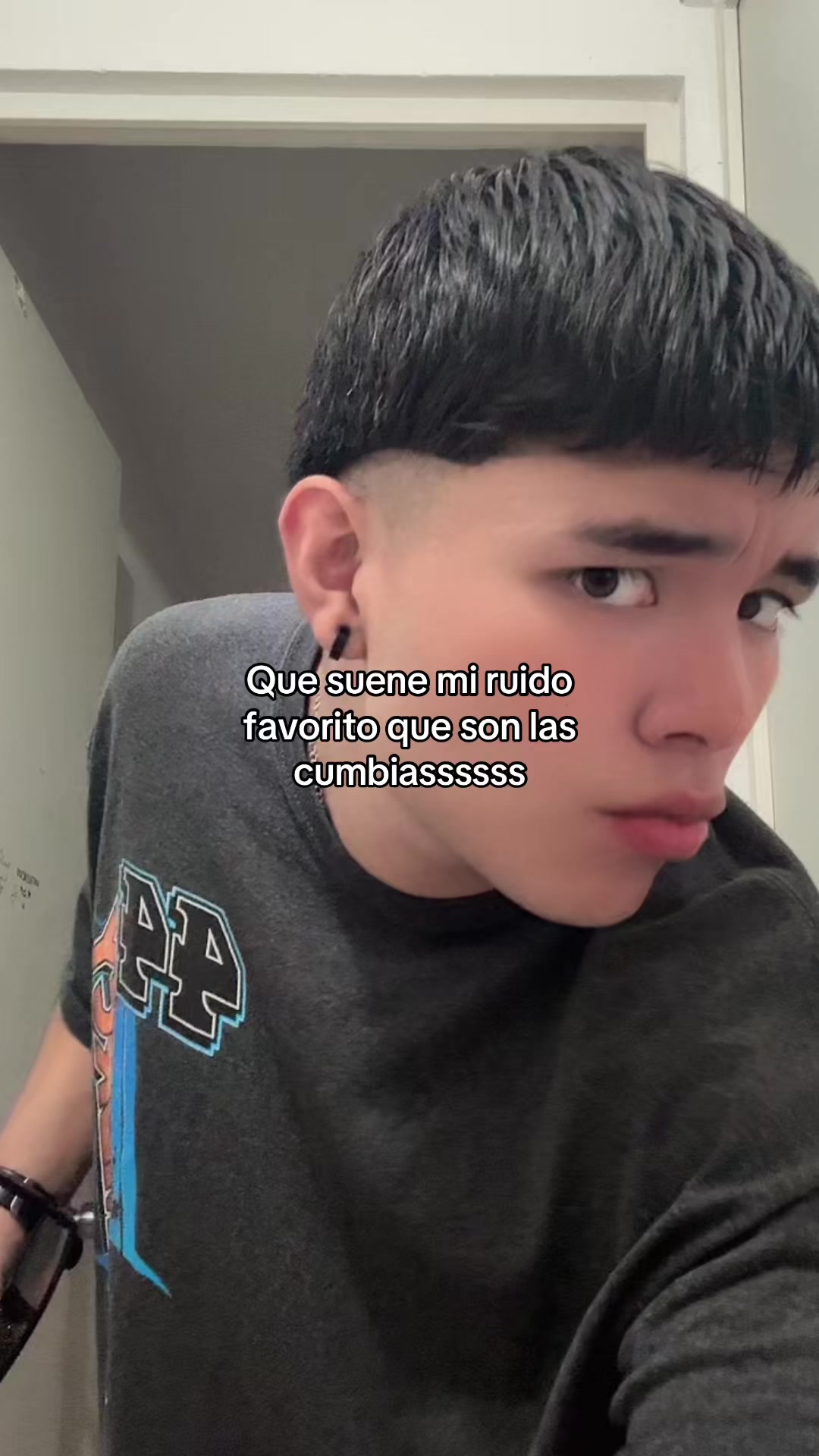 @Luissstarboy