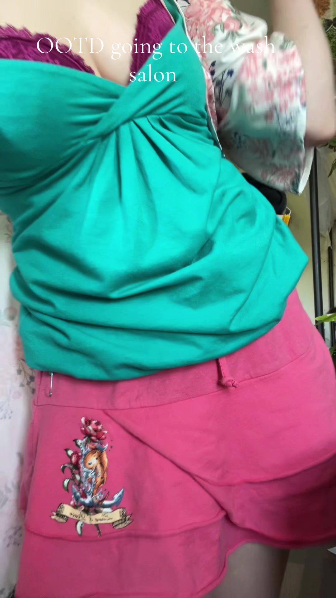 @weirdlywelldressed