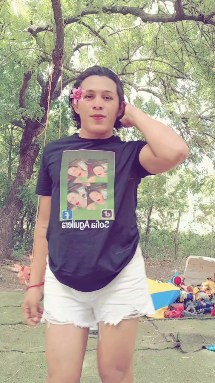 @Sofía Aguilera 🏳️⚧️🪭💅