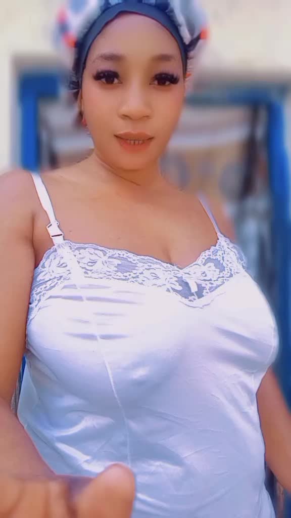 @mputu Sarah