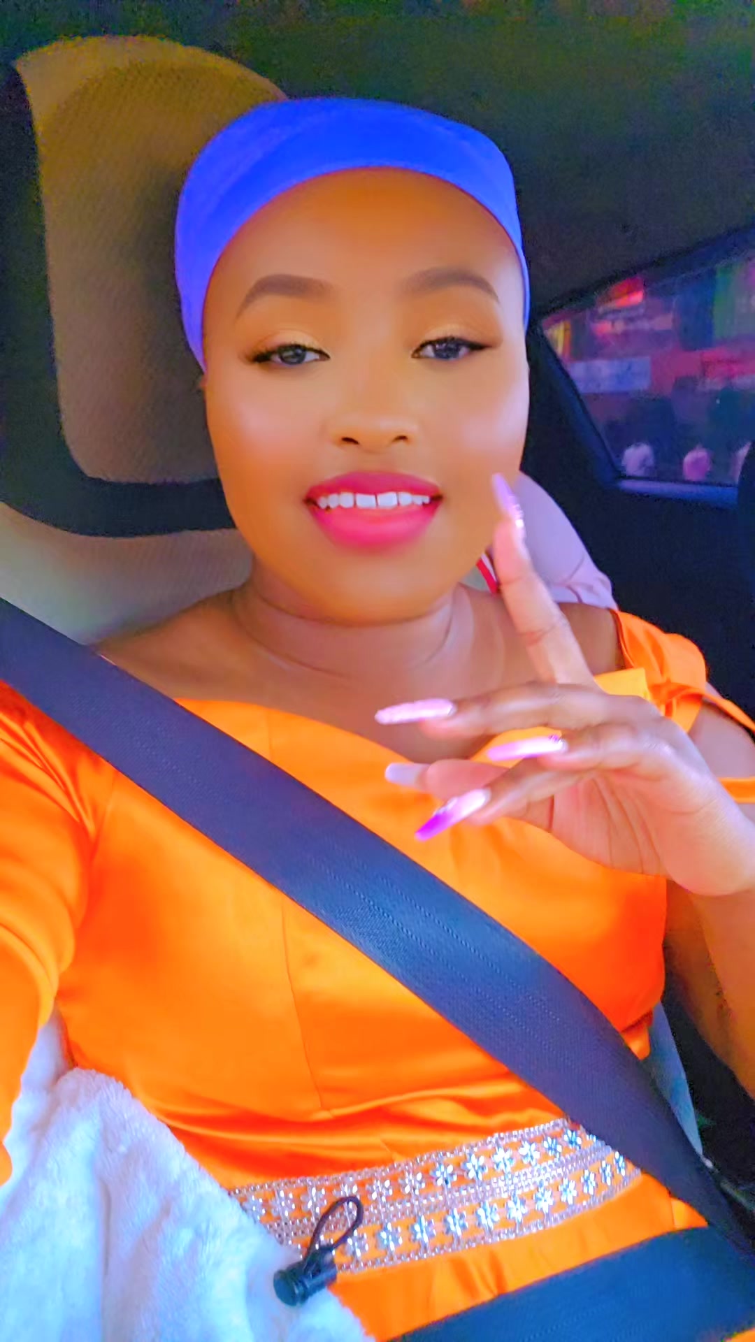 @loise Mwangi Official