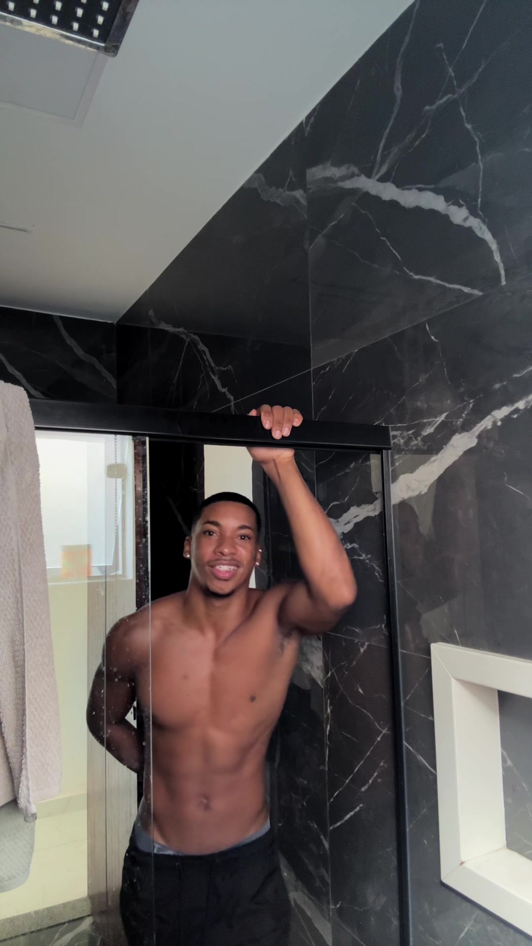 @Fl&aacute;vioanjoo