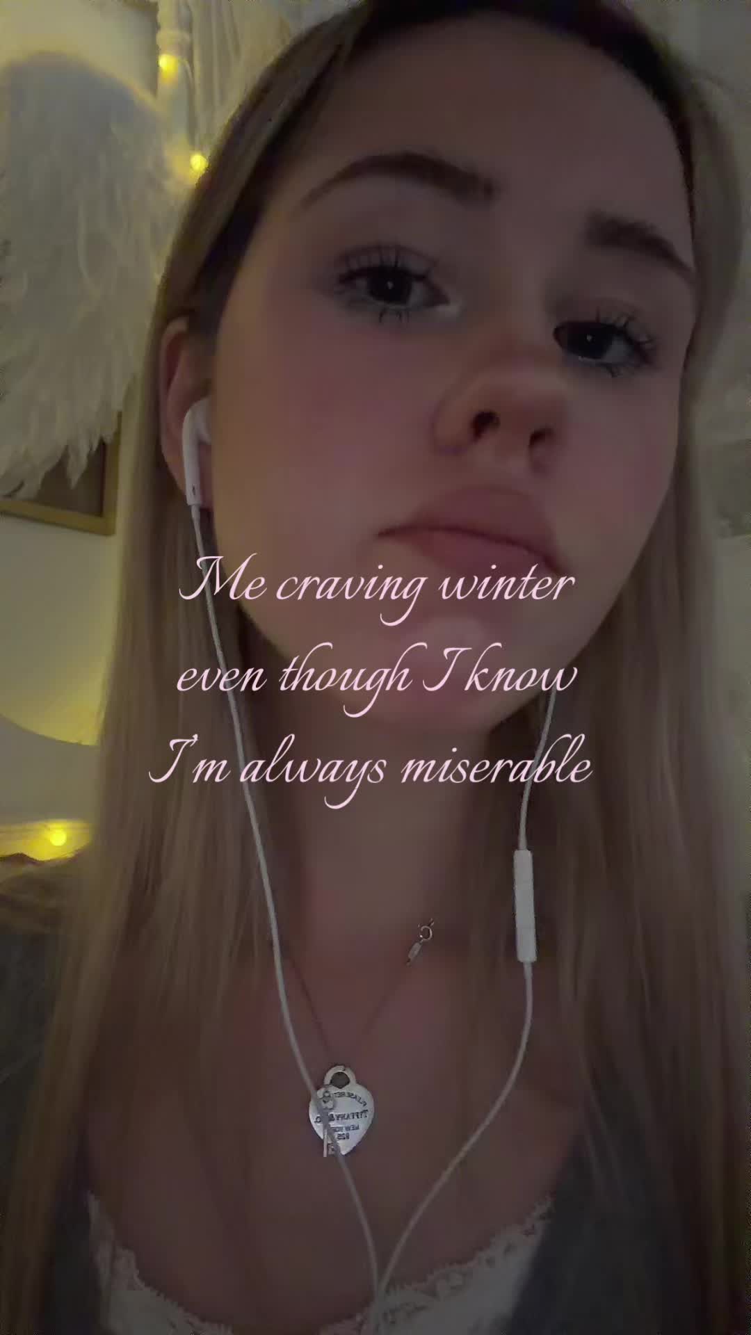 @Anna🪽🪽🪽