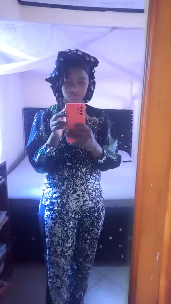 @Elizabeth Mageni