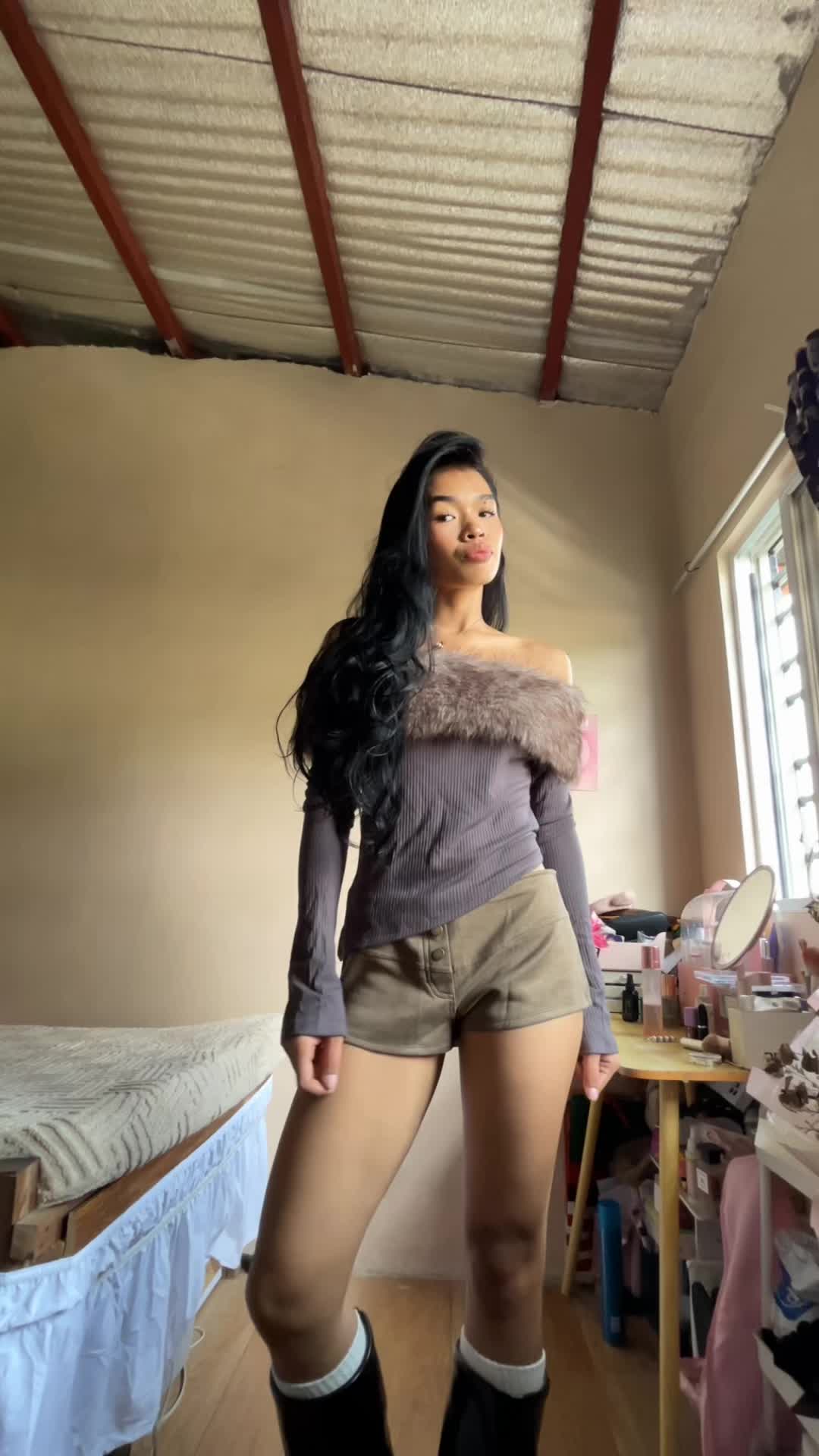 @@ishaaemeyyyy on ig