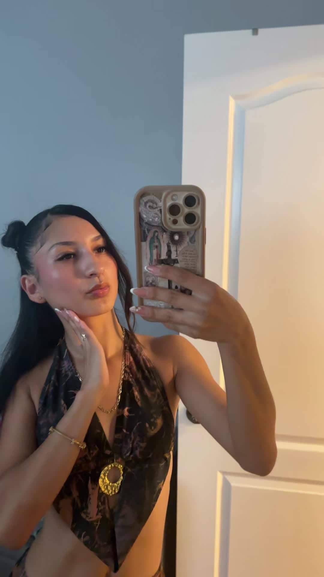@user692560110
