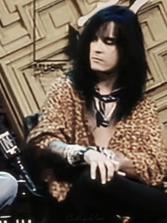 @𝓛𝓮𝓲𝓰𝓱🎸