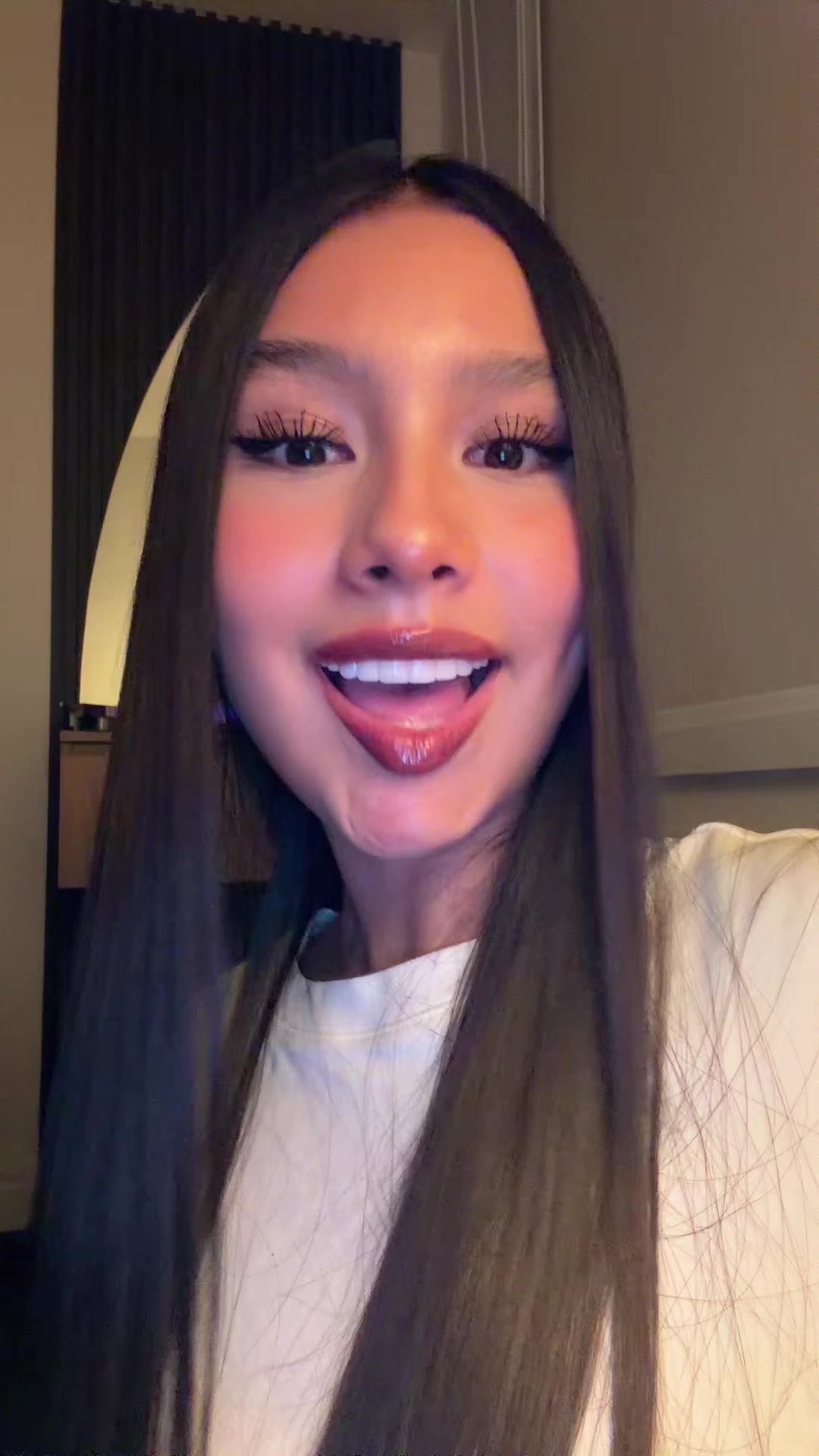 @Valeaarangoo