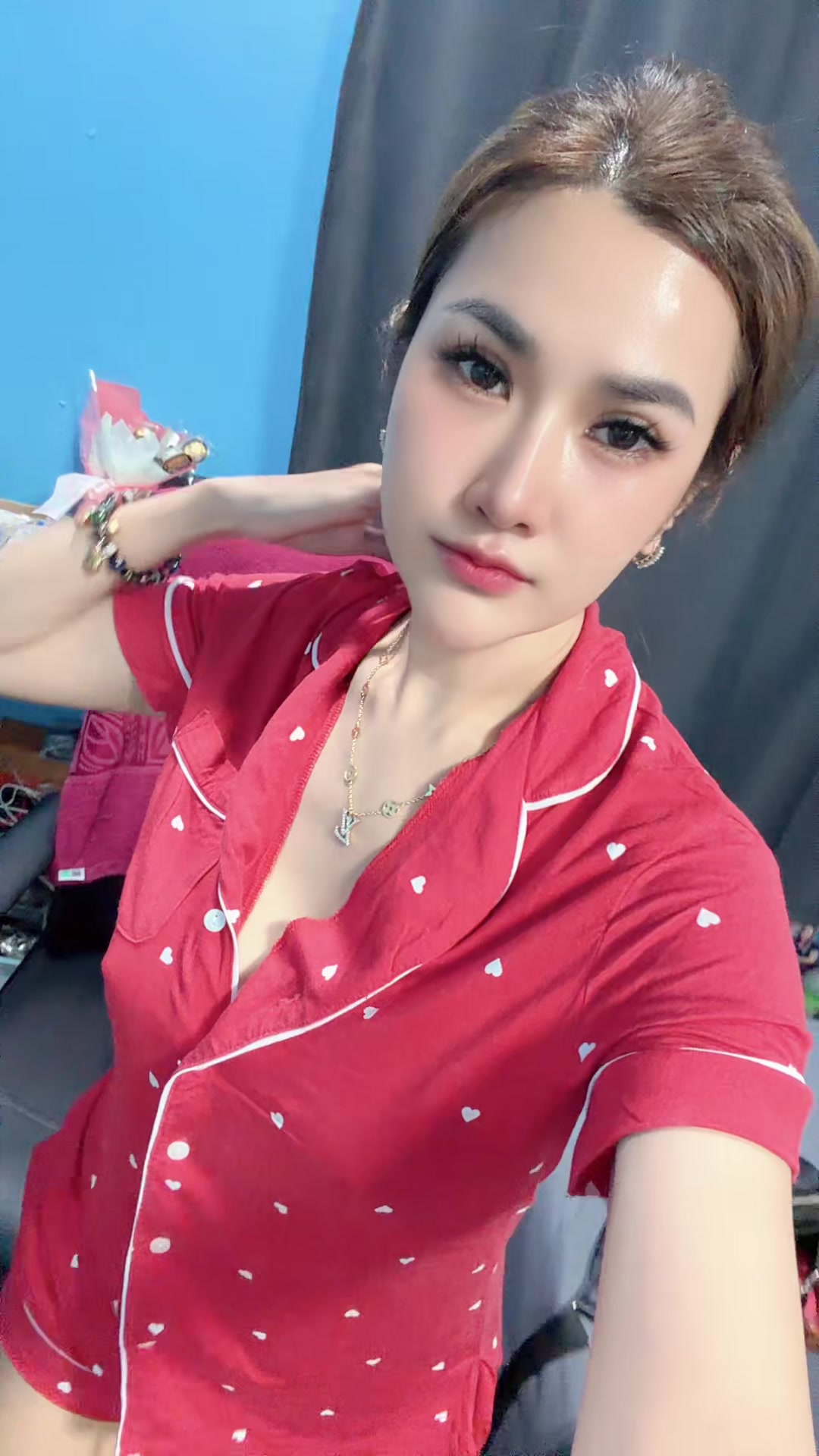 @*:•.☆ สมหญิง ☆•:*🚀