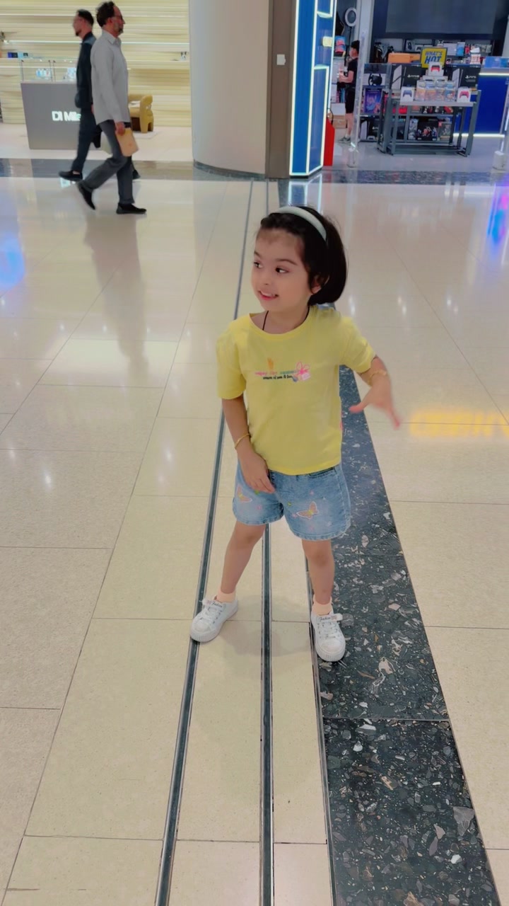 @Guria bhatti 🇦🇪