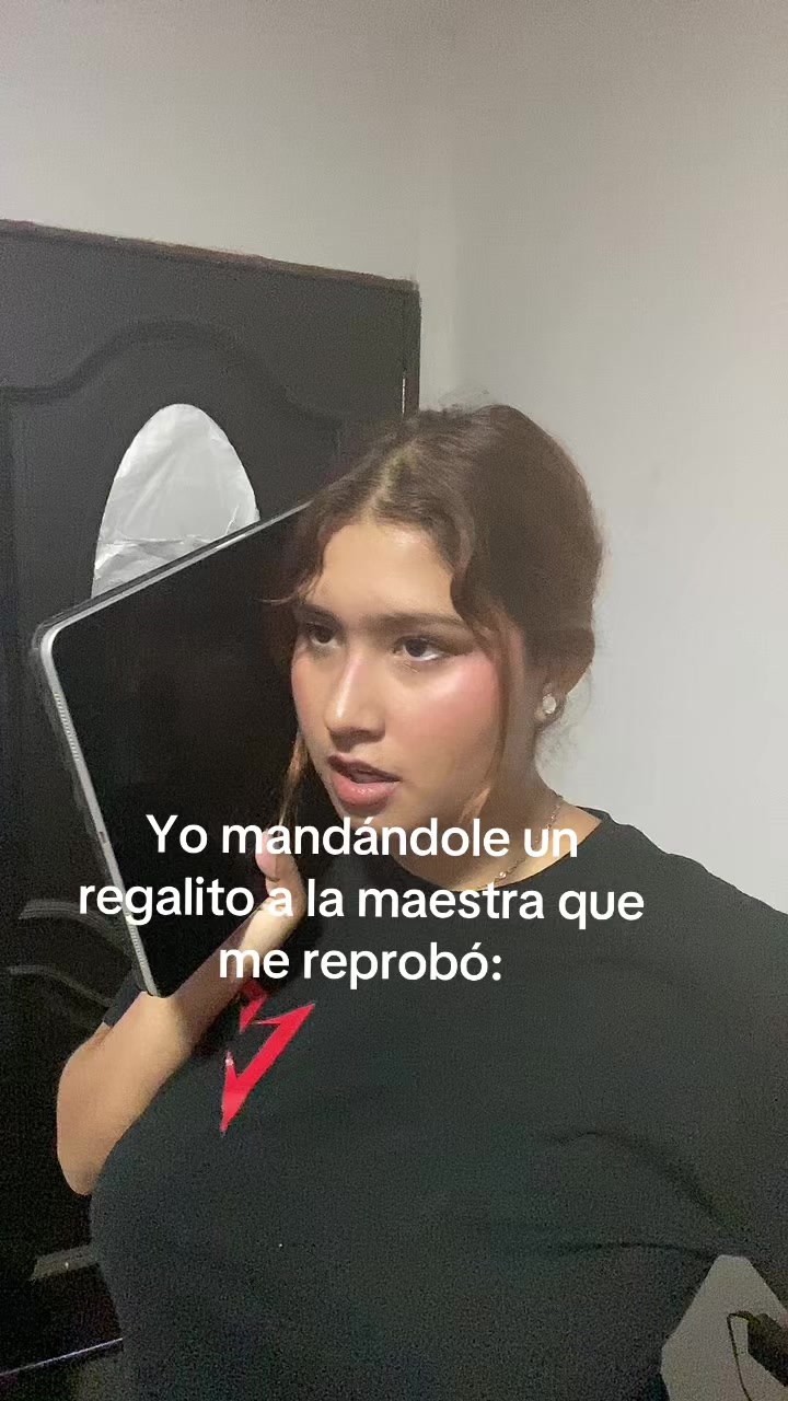 @Lesly Mariel