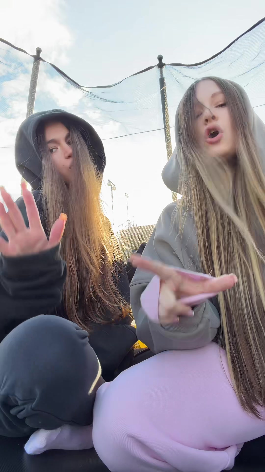 @VLADLENA