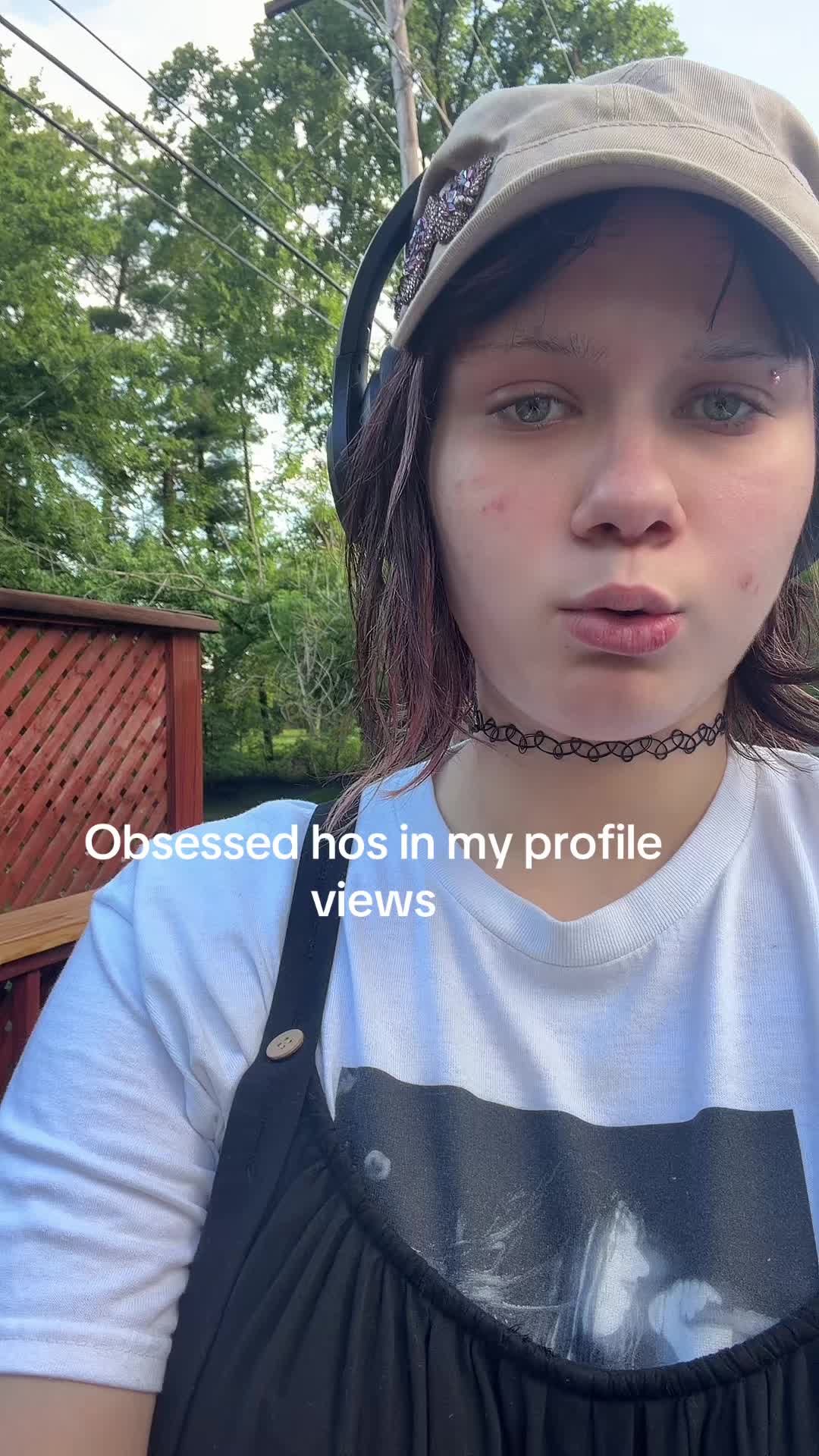 @🥸
