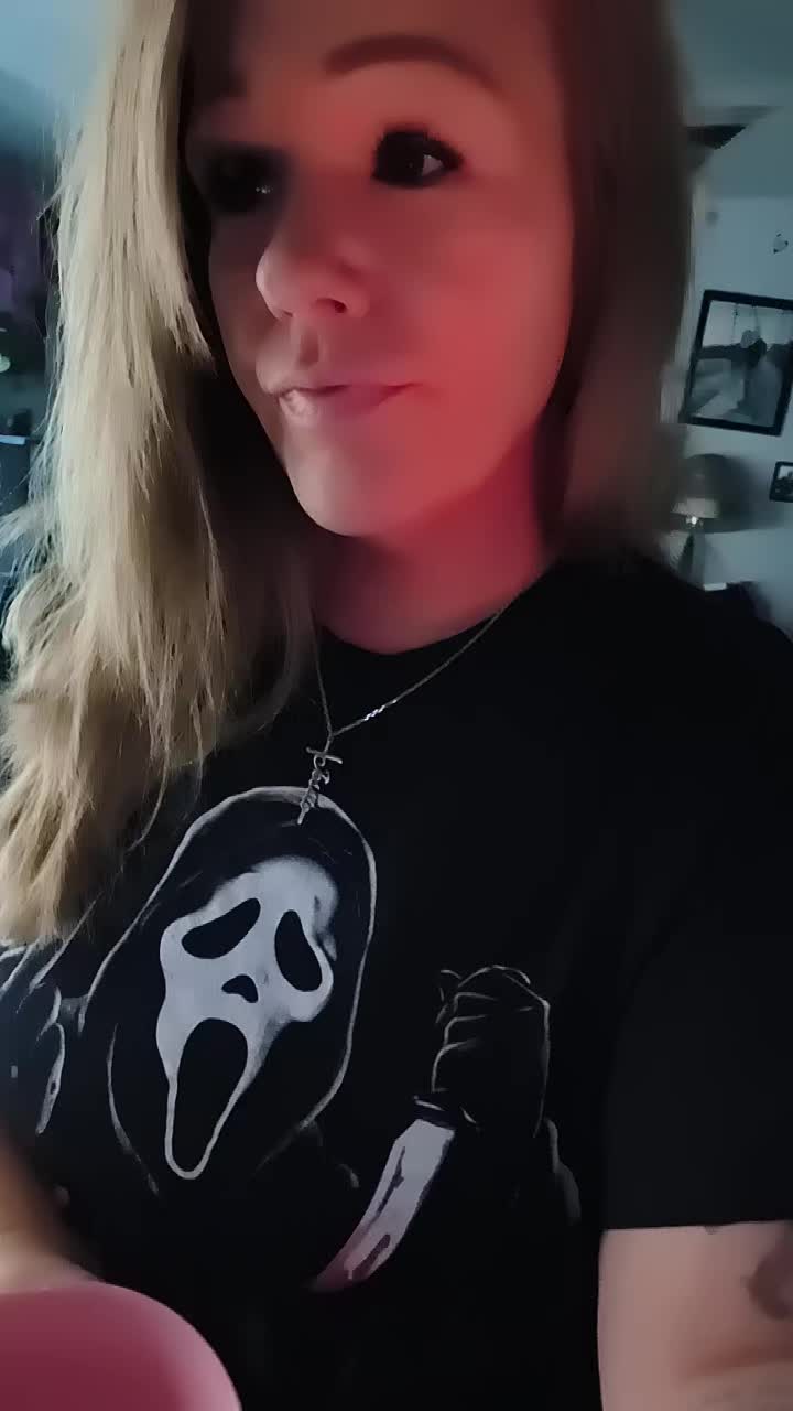 @🖤🍃👻 Jess 👻🍃🖤