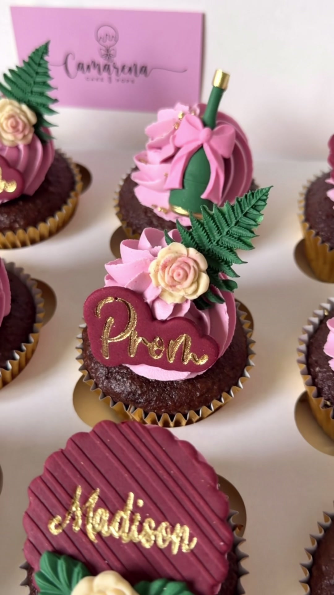 @Camarena CakePops
