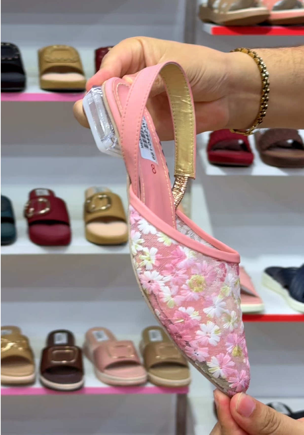 @Mega Shoes point Chakwal