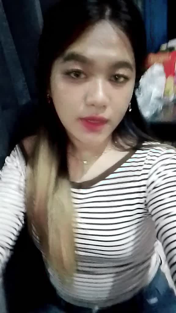 @capricon_