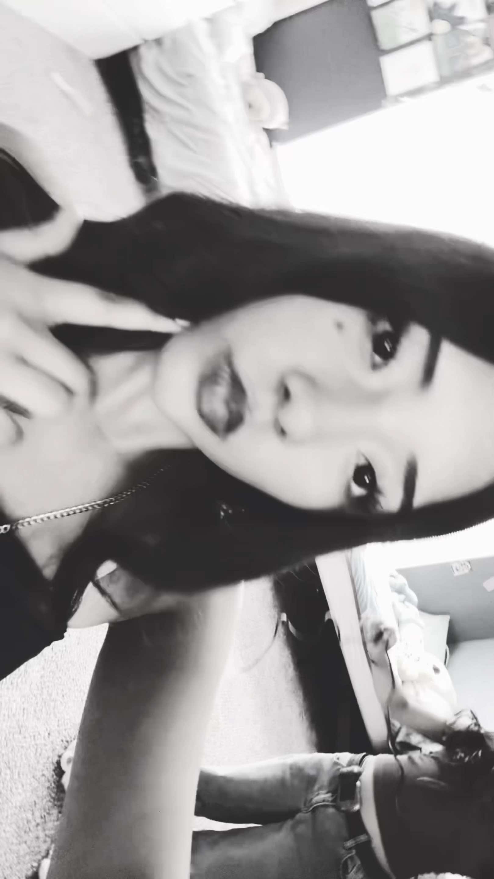 @ꫀ𝑚𝑚𝑎