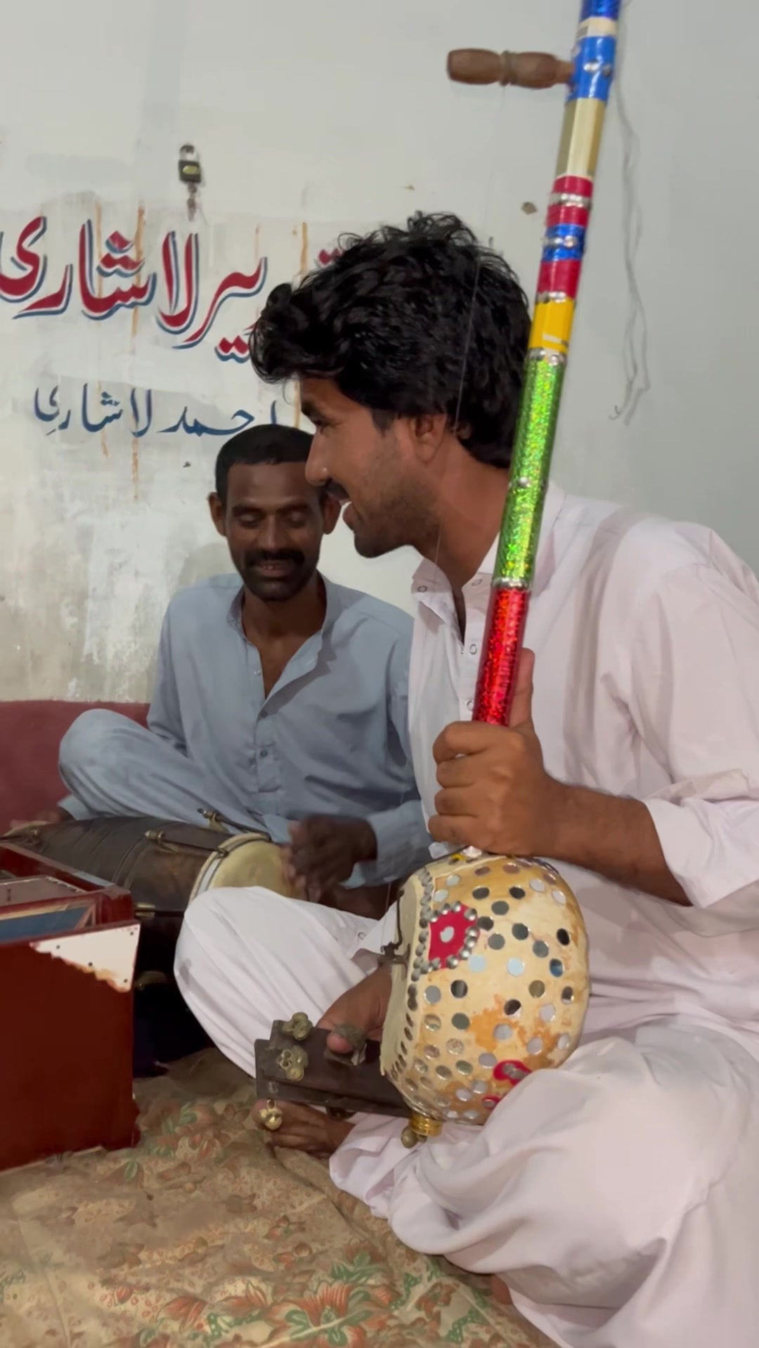 @𝐒𝐢𝐧𝐠𝐞𝐫𝑄𝑎𝑑𝑖𝑟𝐋ashari