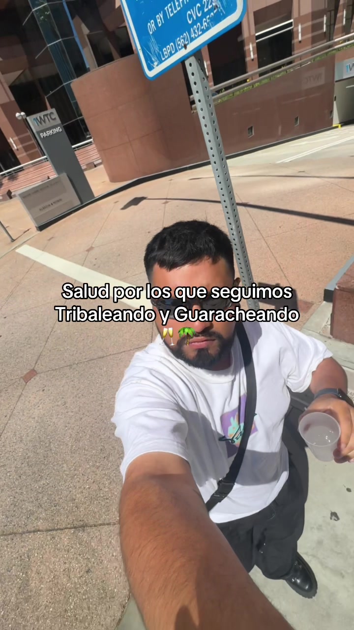 @FREEBOT 🦎