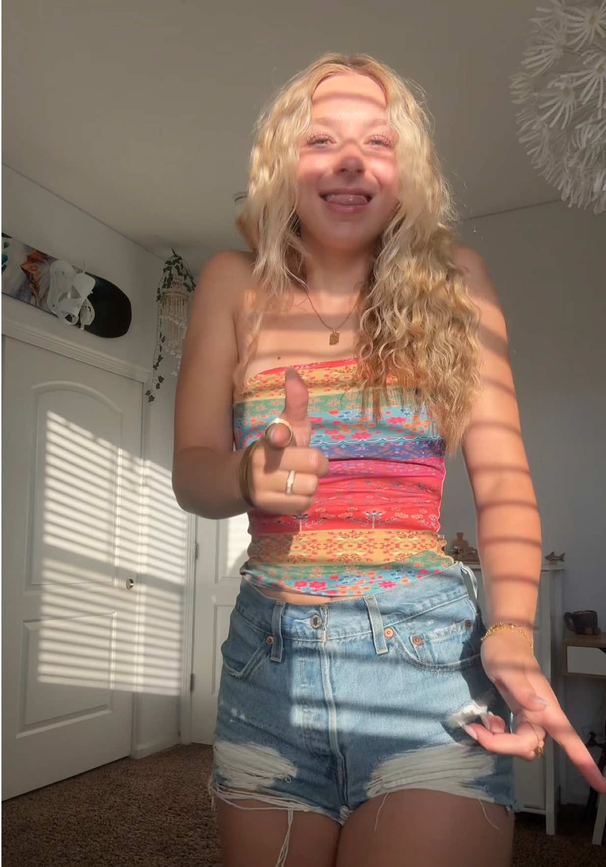 @caitlin 🫐🌷🌊🐚