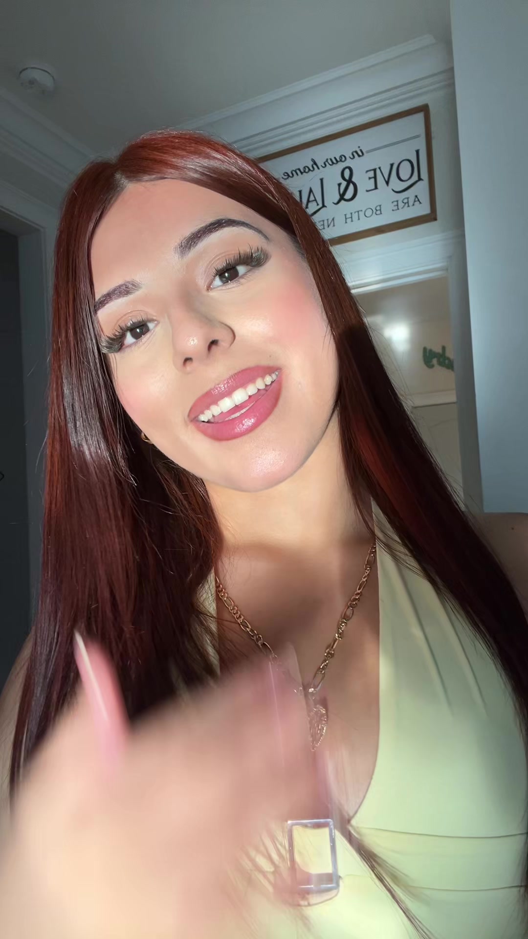 @Alondra.