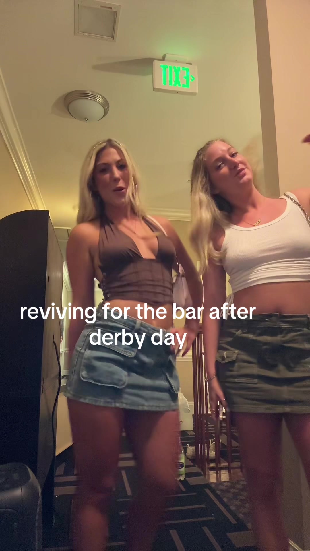 @bella