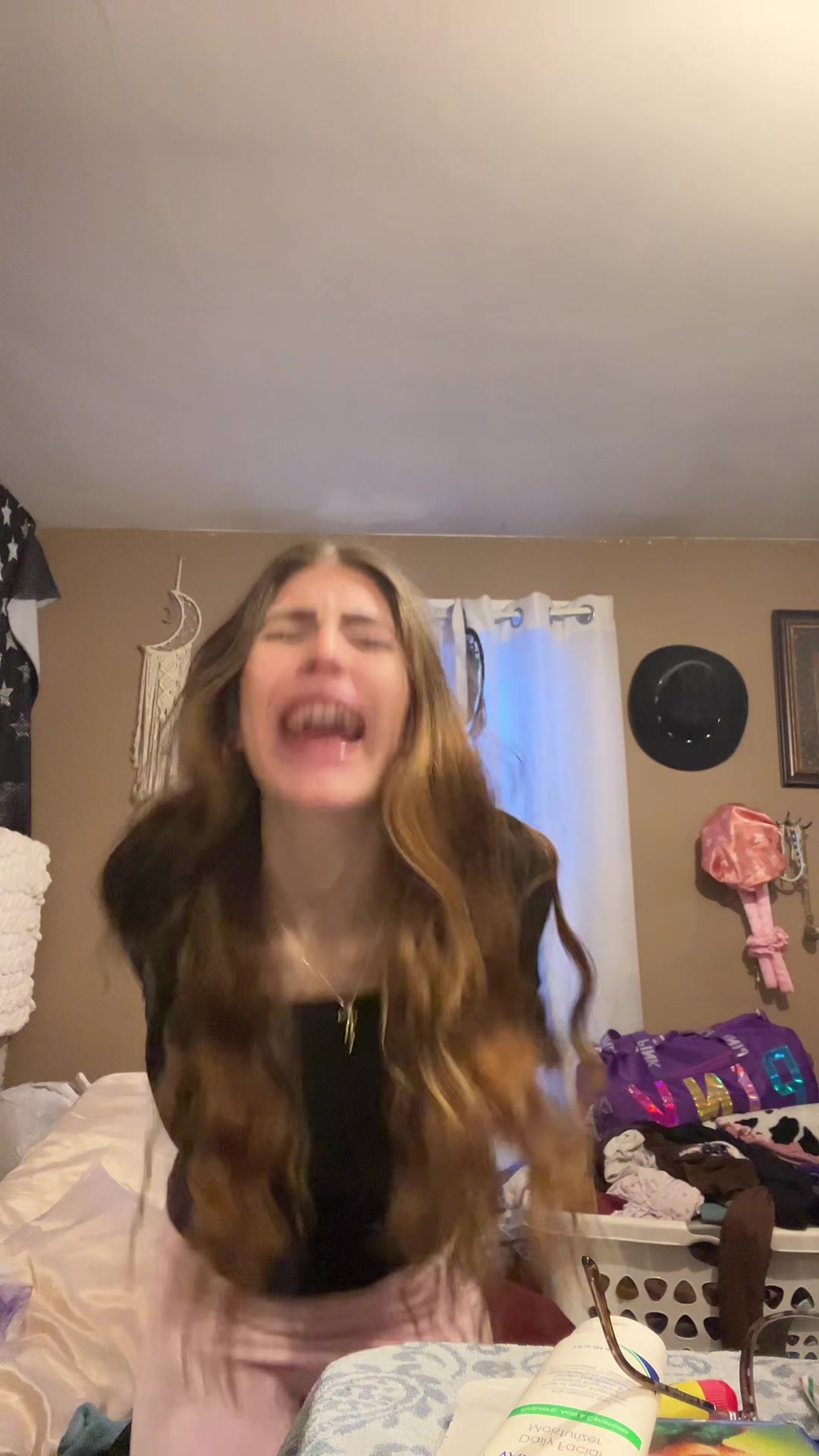 @angelina._.larissa
