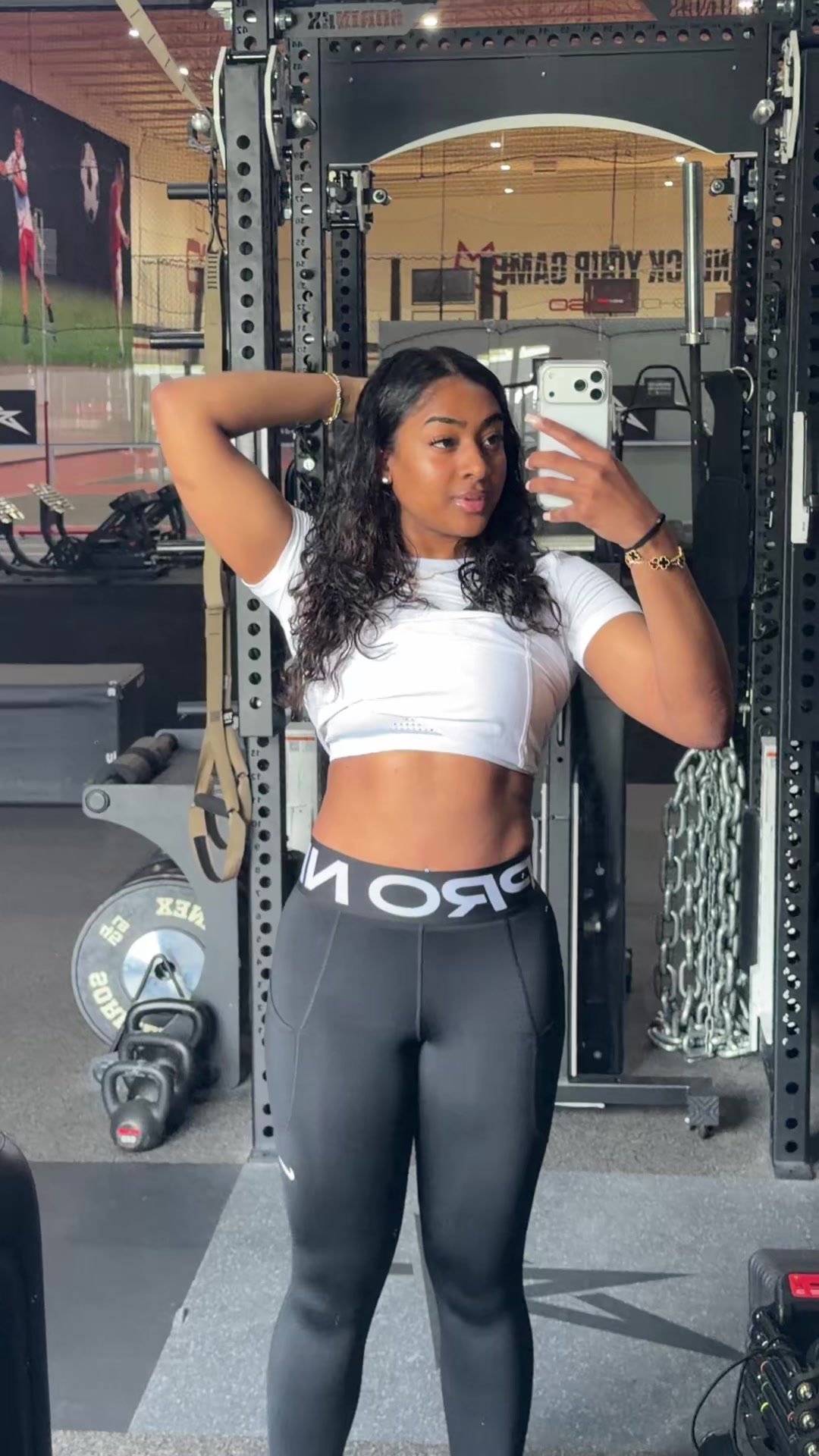 @Deja 🤍